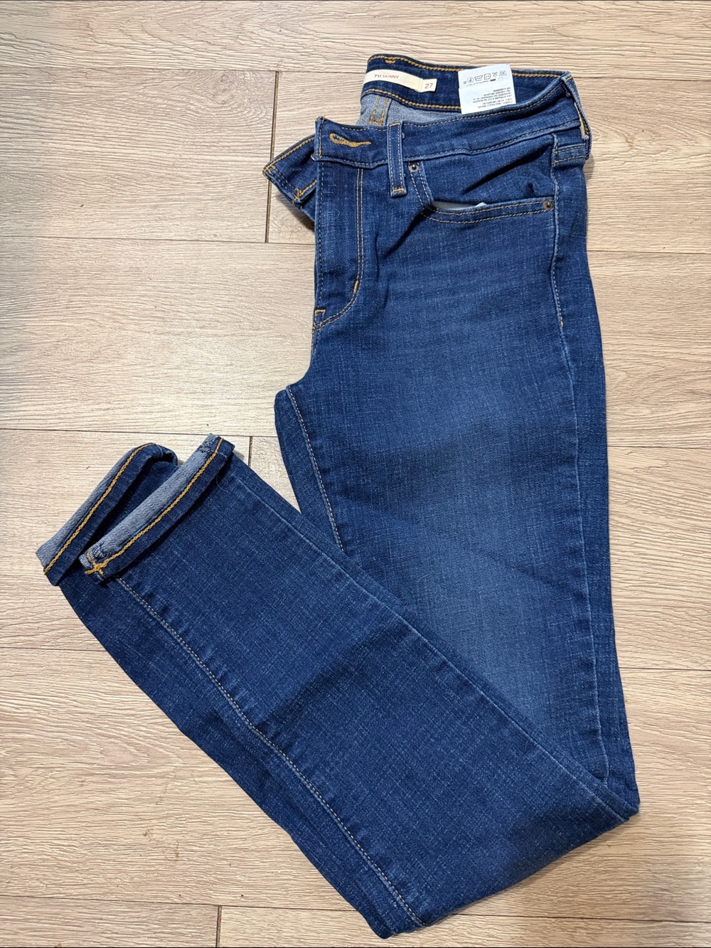 Levi's Women's Indigo Skinny Jeans worn only once